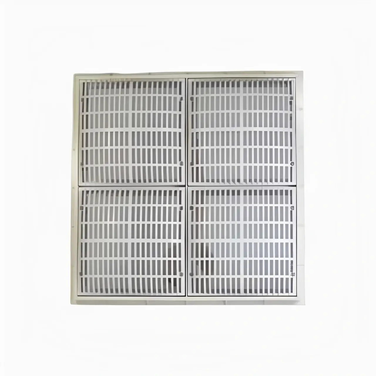 BONDES ET GRILLES DE FOND POUR PISCINES BÉTON